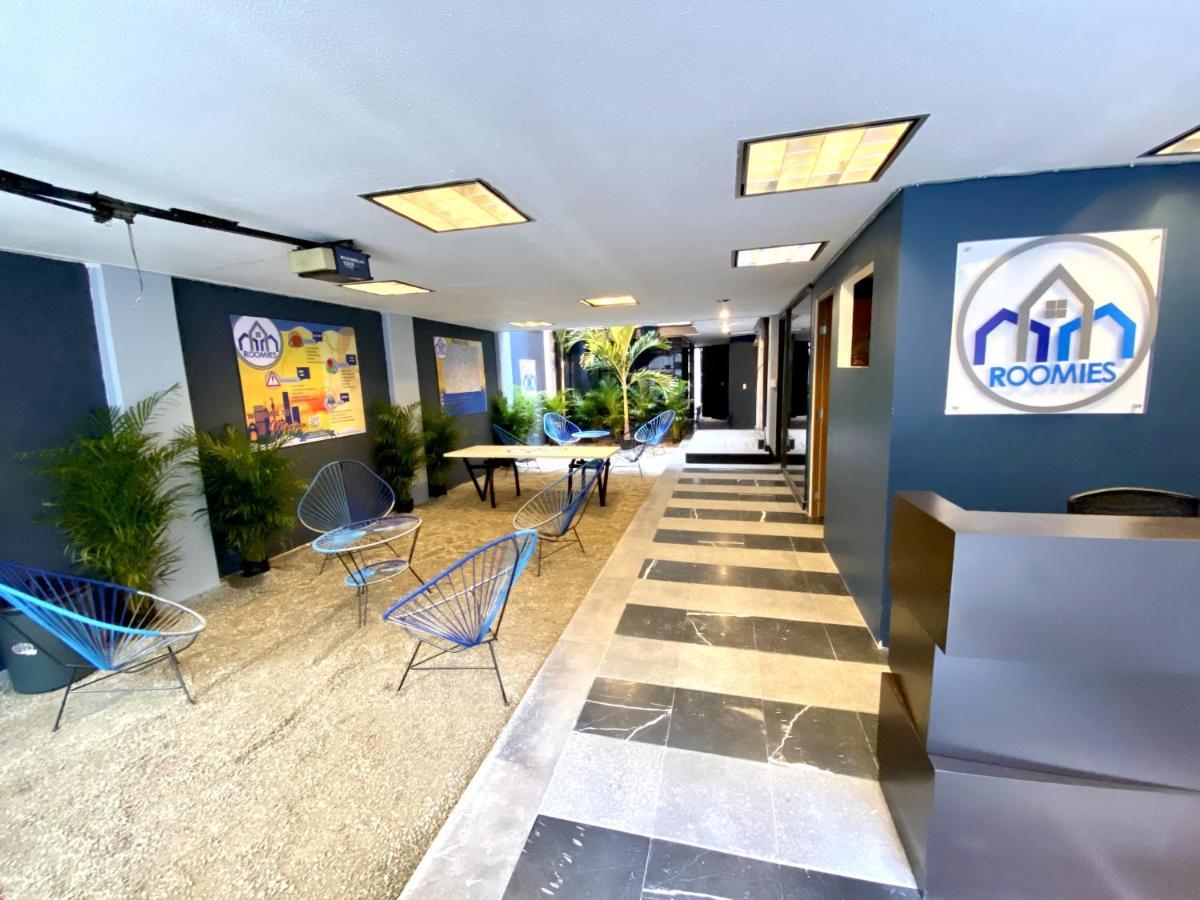 Roomies Hostel Cibeles Мехико Экстерьер фото